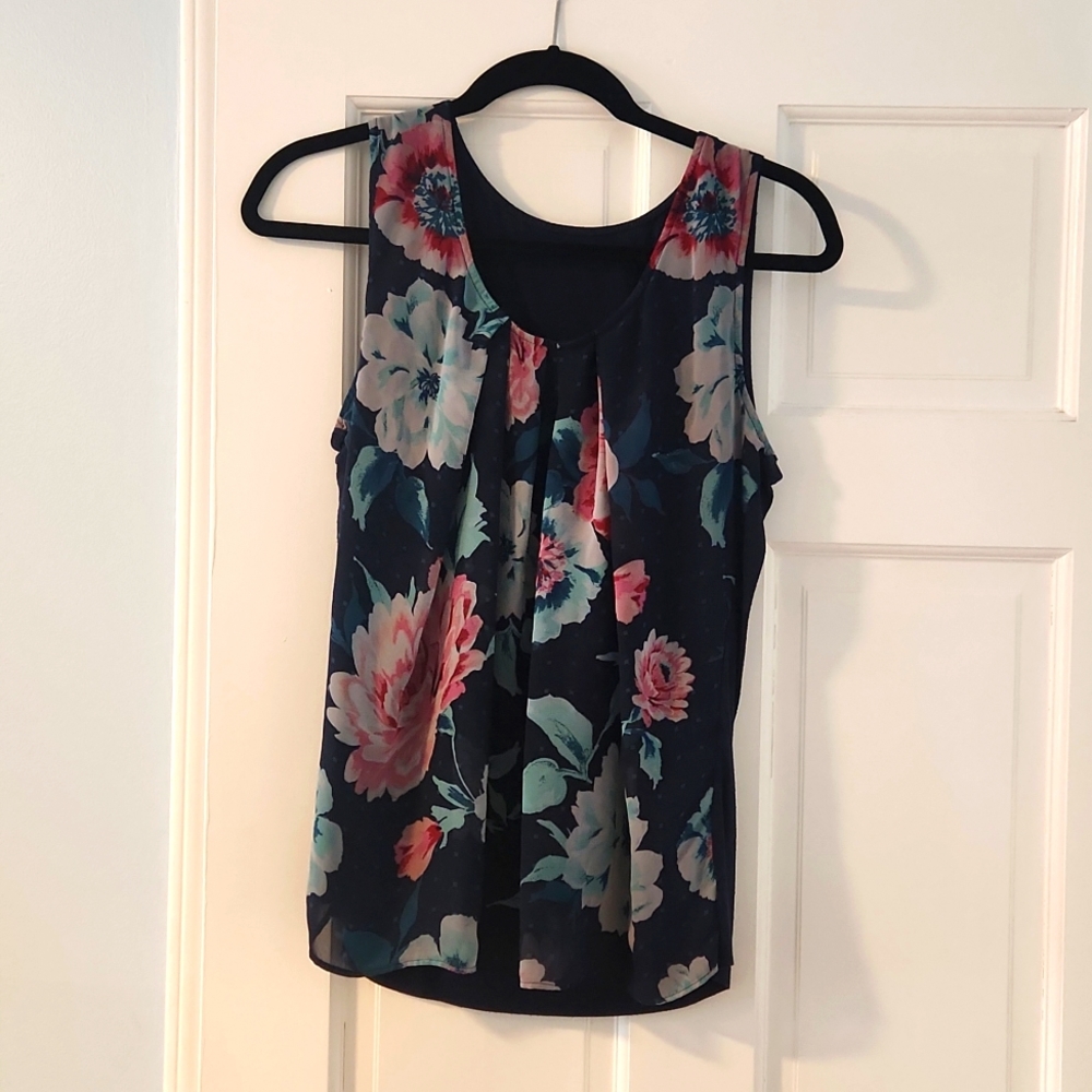 NY&Co Top